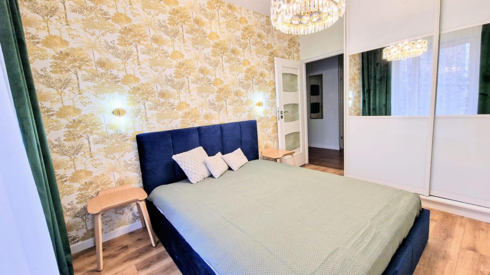 University District&City Gateaway Free Parking! 우치 외부 사진